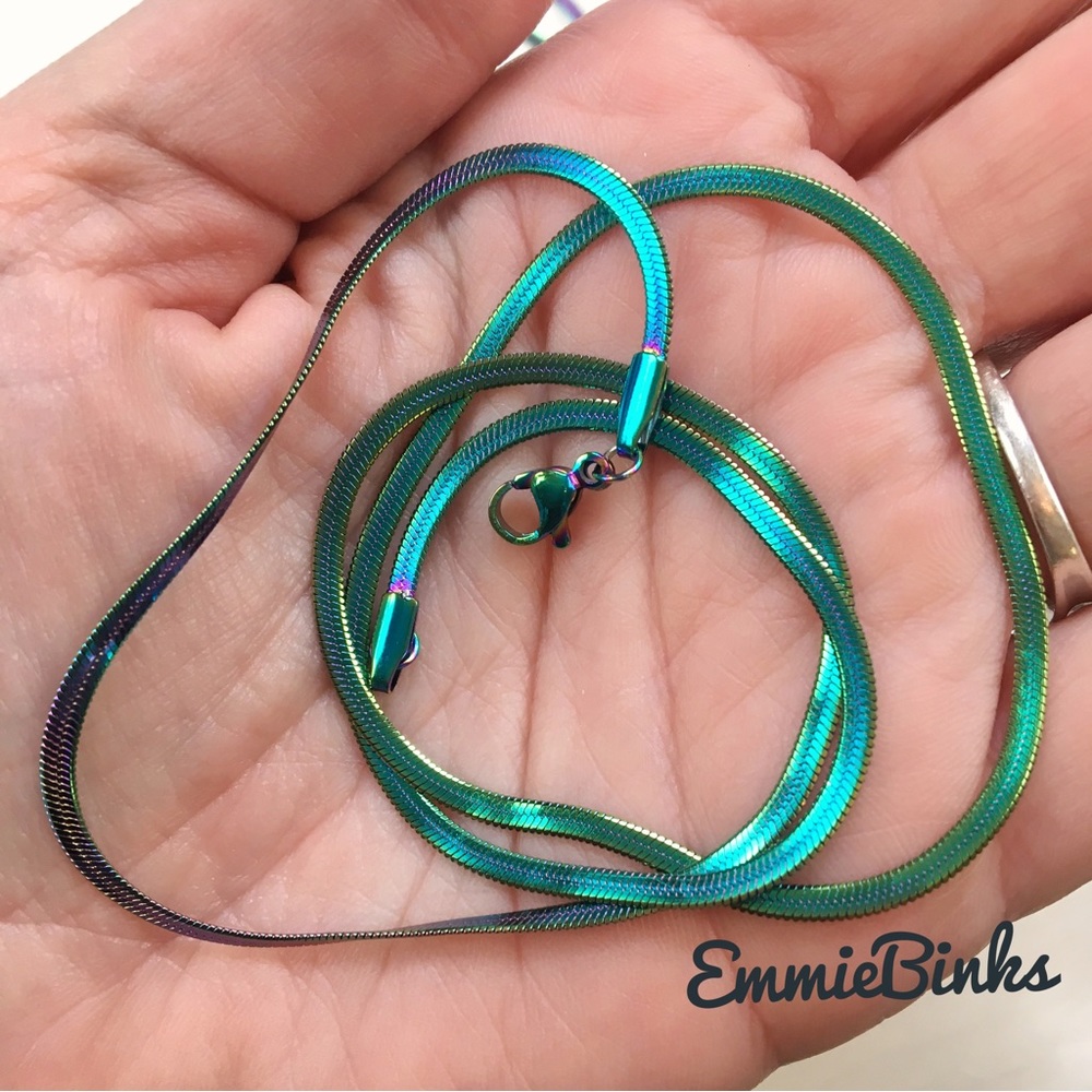 New Minimalist Aura Iridescent Oil Slick Herringbone Chain Necklace Unisex - Picture 12 of 16